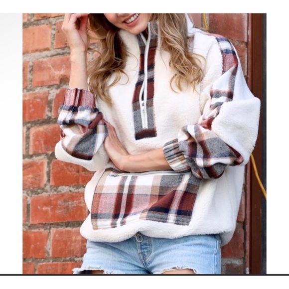ON SALE! Ivory & Plaid Faux Fur Jacket - Picture 4 of 13